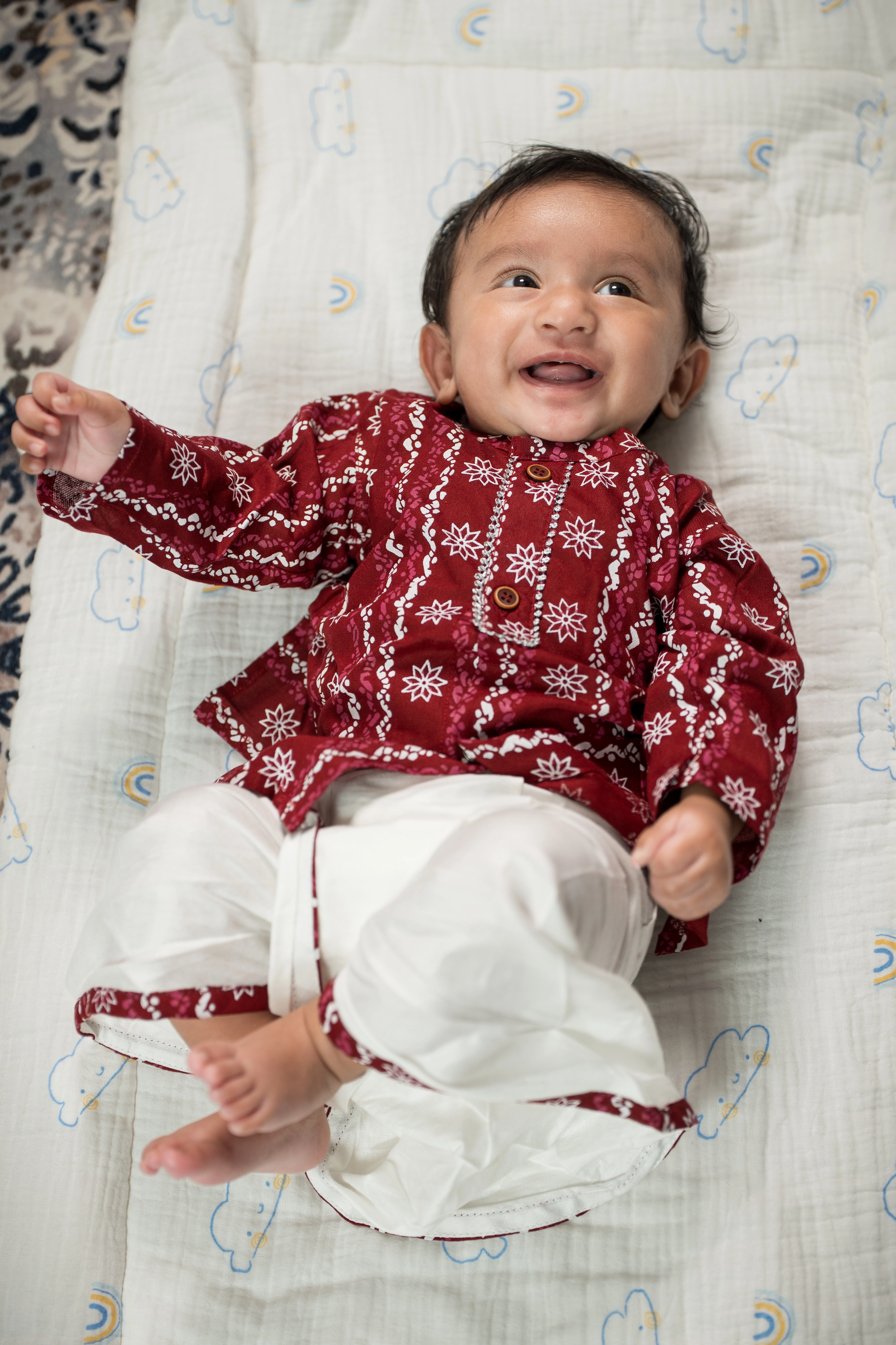 newborn photos at home